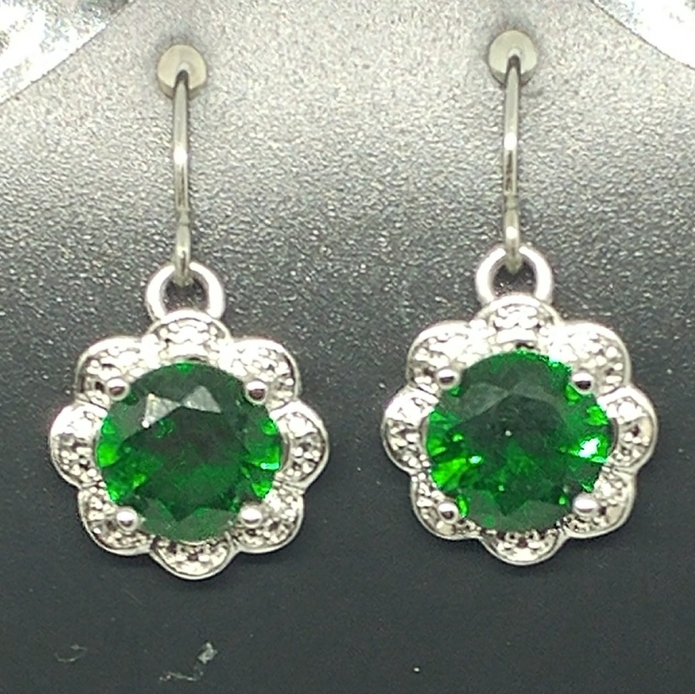 NWOT Emerald earrings